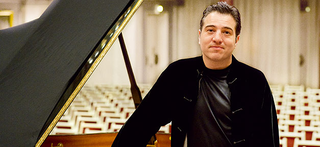 Orient und Okzident, Klassik, Jazz und türkische Kunstmusik Fazıl Say © Christian Nielinger 2010