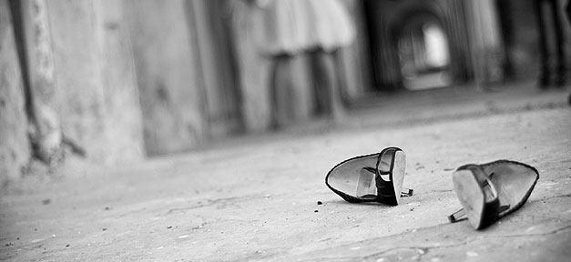 Gewalt gegen Frauen © NTLam auf flickr.com (CC 2.0), bearb. MiG