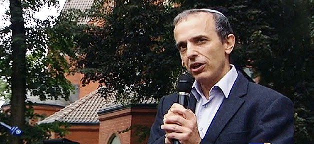 Berliner bekunden Solidarität mit Rabbiner Daniel Alter Rabbiner Daniel Alter während der Demonstration © MiG