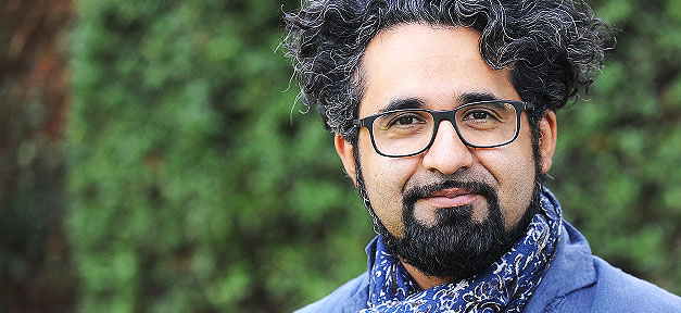 "Kinder islamischer Prägung verfügen in Deutschland kaum über Literatur" Prof. Ahmad Milad Karimi © Privat