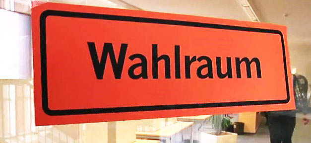 Wahlergebnisse Hamburg: CDU verliert deutlich, FDP und AfD drin Wahlraum, Wahlen, Wahlurne, Bundestagswahl, Landtagswahl