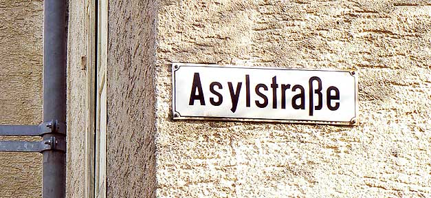 Mehr Asylentscheidungen in Deutschland als in übriger EU asyl, asylrecht, asylbewerber, flüchtlinge, migration, einwanderung, zuwanderung