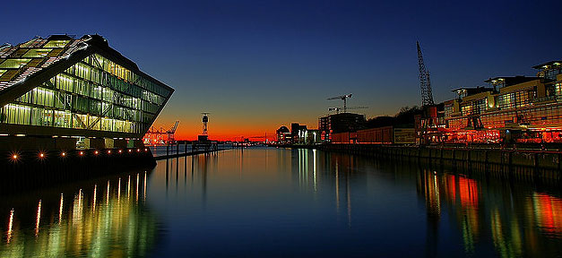 Ein schweres Erbe - Der Umgang mit NS-Raubgut Hamburg, Hafen, Schiff, Hamburger Hafen
