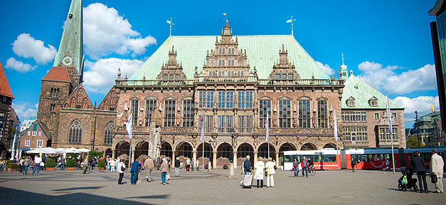 Bremen schafft 50 Ausbildungsplätze für Flüchtlinge Bremen, Rathaus, Bremer Rathaus, Gebäude, Rathausgebäude, Bremer