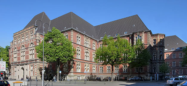 Zahl der Asylklagen stark gestiegen Verwaltungsgericht, Köln, Recht, Justiz, Justizia, Gerichtsgebäude, Urteil, Rechtsprechung
