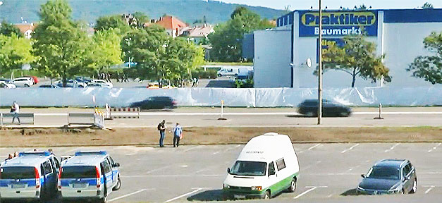 Neonazi überwachte Flüchtlingsheim Heidenau, Sachsen, Flüchtlinge, Flüchtlingsunterkunft, Baumearkt, Flüchtlingsheim