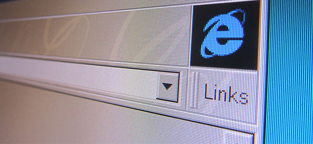 Behörden verbieten Neonazi-Internetplattform Internet, Explorer, Internet Explorer, Monitor, www