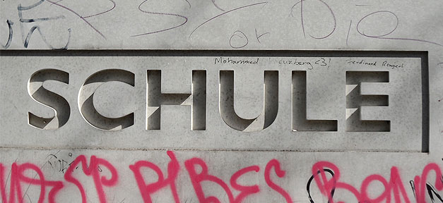 Verbände fordern Qualität und Rechtsanspruch auf Ganztagsschule Schule, Grundschule, Hauptschule, Gymnasium, Graffiti