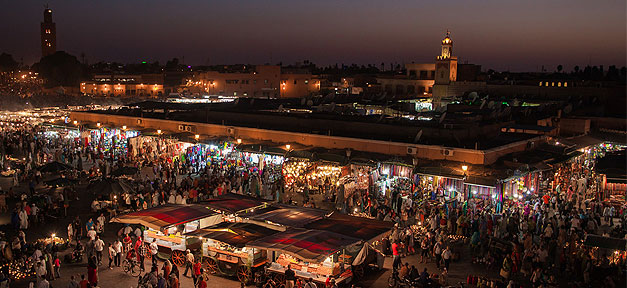 Beratungszentrum für Rückkehrer in Marokko eröffnet marokko, bazar, marrakesch, nacht, menschen, markt