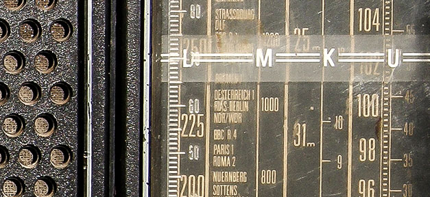 Propaganda und Wunschkonzert - 90 Jahre Volksempfänger Radio, Rundfunk, Antik, Alt, Frequenz, Mhz