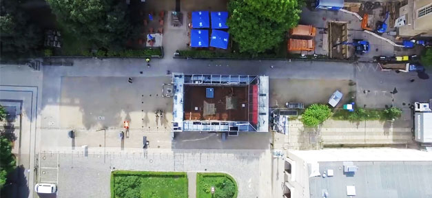 Flüchtlinge wollen sich "Europa zum Fraß vorwerfen" Zentrum für politische Schönheit, Flüchtlinge, Aktion, Demonstration