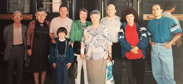 Ankunft in Deutschland, Bahnhof, Famile, Familienfoto