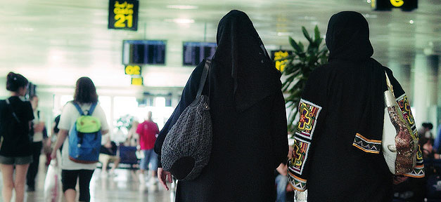 Merkel wirbt für moderates Burka-Verbot Burka, Muslime, Schleier, Islam, Frauen