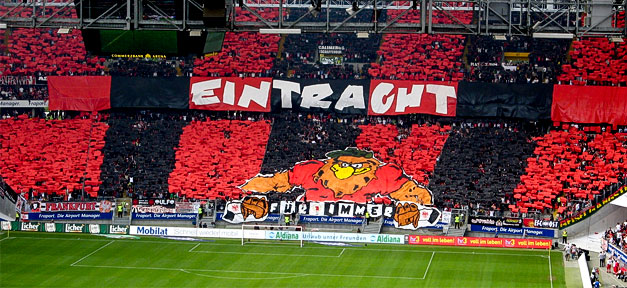 Eintracht Frankfurt lehnt Mitgliedsanträge von AfD-Sprechern ab Fußball, Eintracht Frankfurt, Sport, Stadion, Zuschauer, Fans