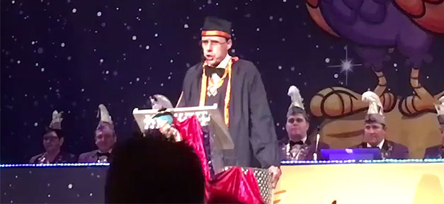 Hessens Innenminister Beuth empört mit Witz über Flüchtlinge Peter Beuth, Büttenrede, Karneval, Flüchtlinge, Witz
