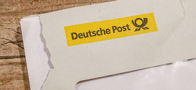 Zentralrat der Muslime schließt Geschäftsstelle nach Morddrohung Brief, Umschlag, Post, Deutsche Post