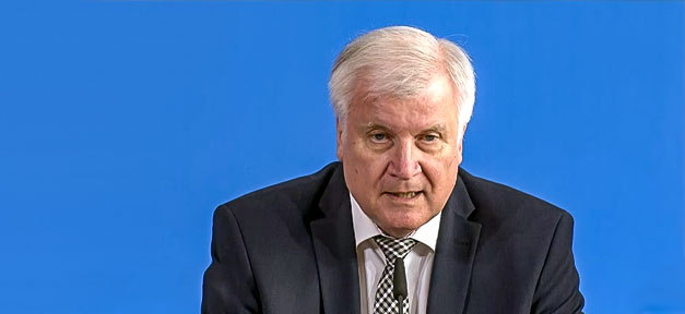 Neonazi Stephan E. gesteht Mord an Walter Lübcke Horst Seehofer, Bundesinnenminister, BMI, Innenminister, CSU, Seehofer