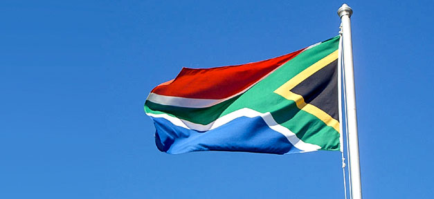 Südafrika wegen ausländerfeindlicher Gewalt in der Kritik Südafrika, Flagge, Fahne, Staat, Land, Mast, Fahnenmast