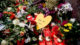 Halle gedenkt der Opfer des antisemitisch-islamfeindlichen Anschlags Blumen, Kerzen, Hass, Synagoge, Antisemitismus, Rassismus, Halle