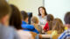 Fast jeder dritte Schüler hat Migrationserfahrung Lehrerin, Schüler, Bildung, Klasse, Kinder, Schulklasse, Lernen