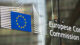 EU will Asylregeln verschärfen für mehr Abschiebungen in Drittstaaten Europäische Union, EU, Europa, Brüssel, Fensterscheibe, Fahne
