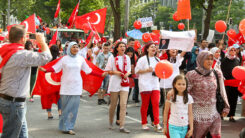 Demonstration, Türkei, Türken, Erdogan, AKP, Menschen, Fahnen