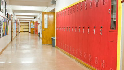 Schule, Bildung, Schulflur, Schränke, Gebäude, Lernen