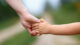 Geflüchtete Frauen ohne Kinder arbeiten am häufigsten Mutter, Kind, Hand, Arm, Familie, Frau, Kinderbetreuung